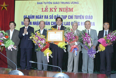 Дальнейшее обновление работы и повышение качества журнала «Пропаганда и политическое воспитание»